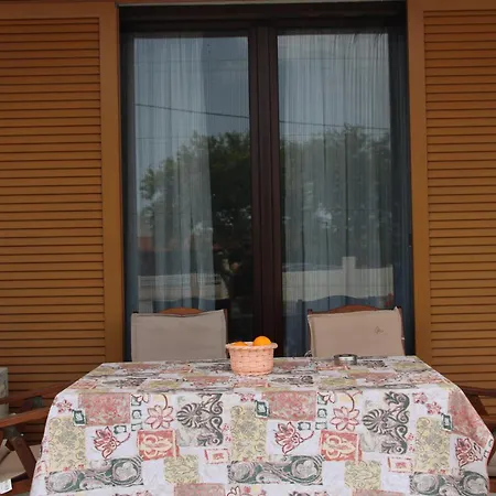 Despinas Apartment Kalavarda
